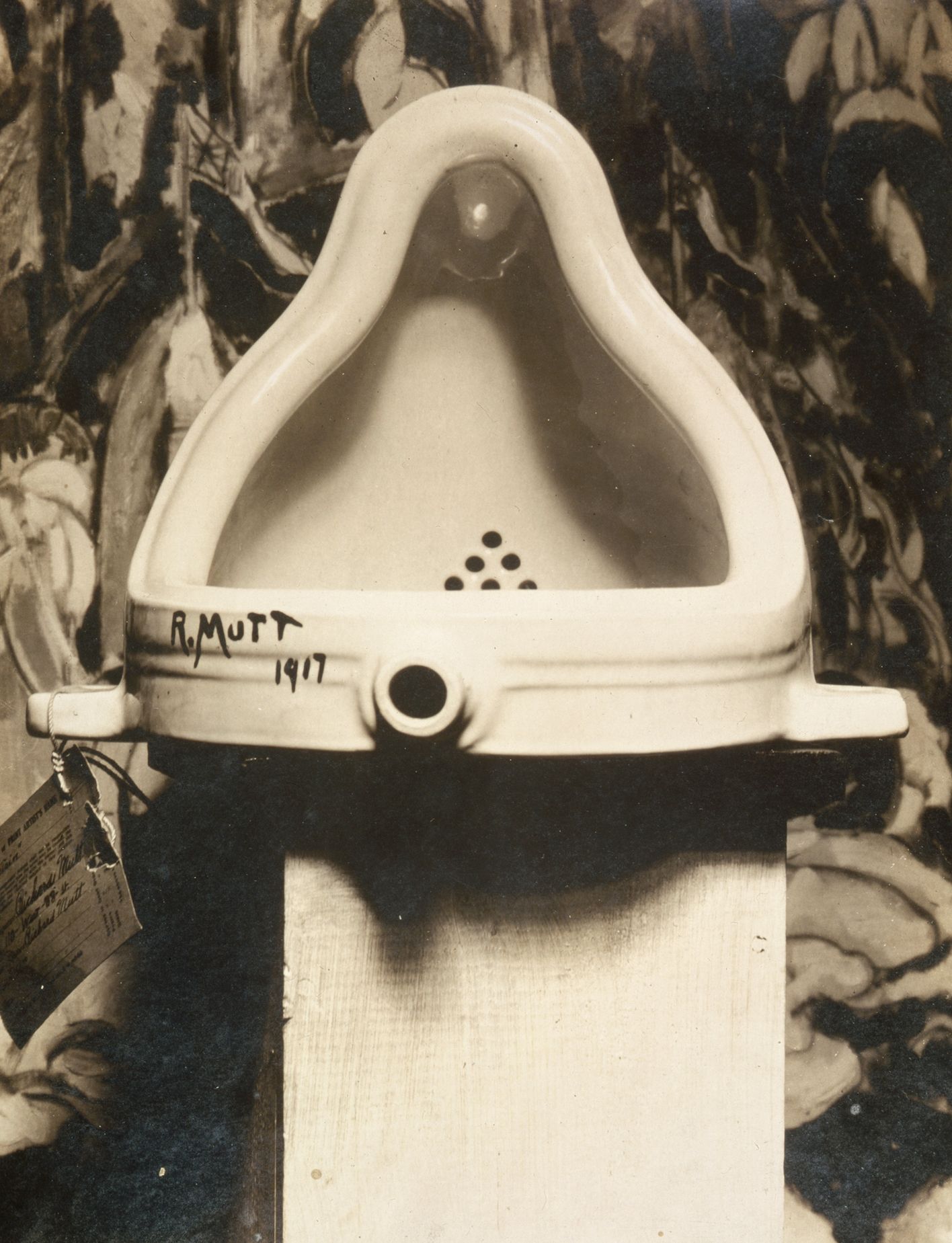1917 / Fountain by Marcel Duchamp / Dadaism